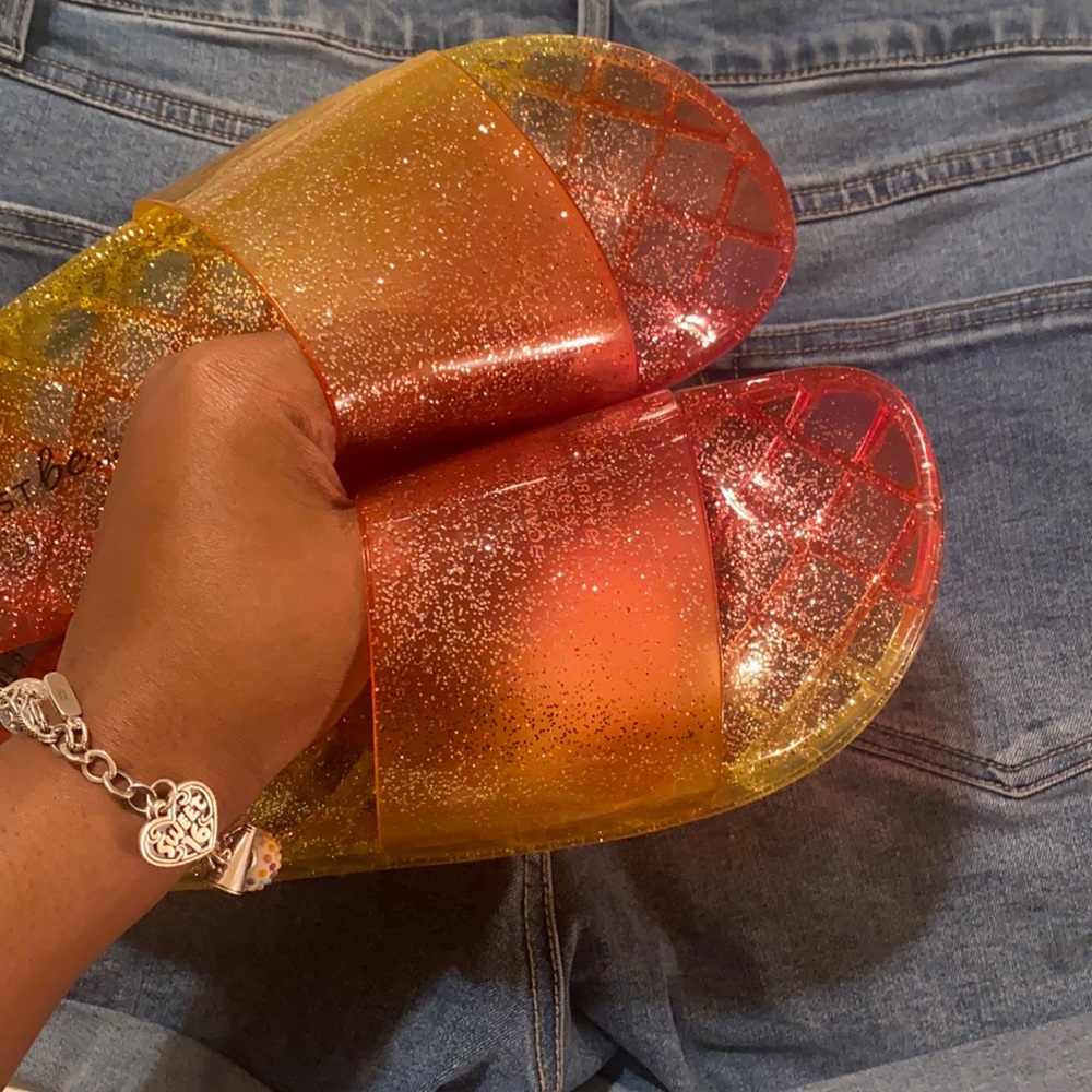 These are super cute ombré type Jelly sandals.
